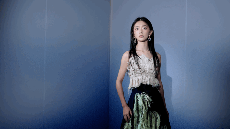 #异人之下的姐姐好美#异人之下给我们带来的惊喜真的超多呢，相信你们也会被姐姐给感