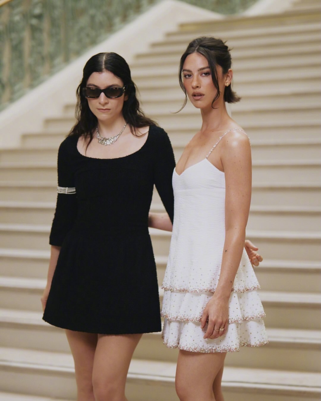巴黎高定时装周 ，官方发布出席CHANEL 2025秋冬高定系列发布秀的香奈儿品