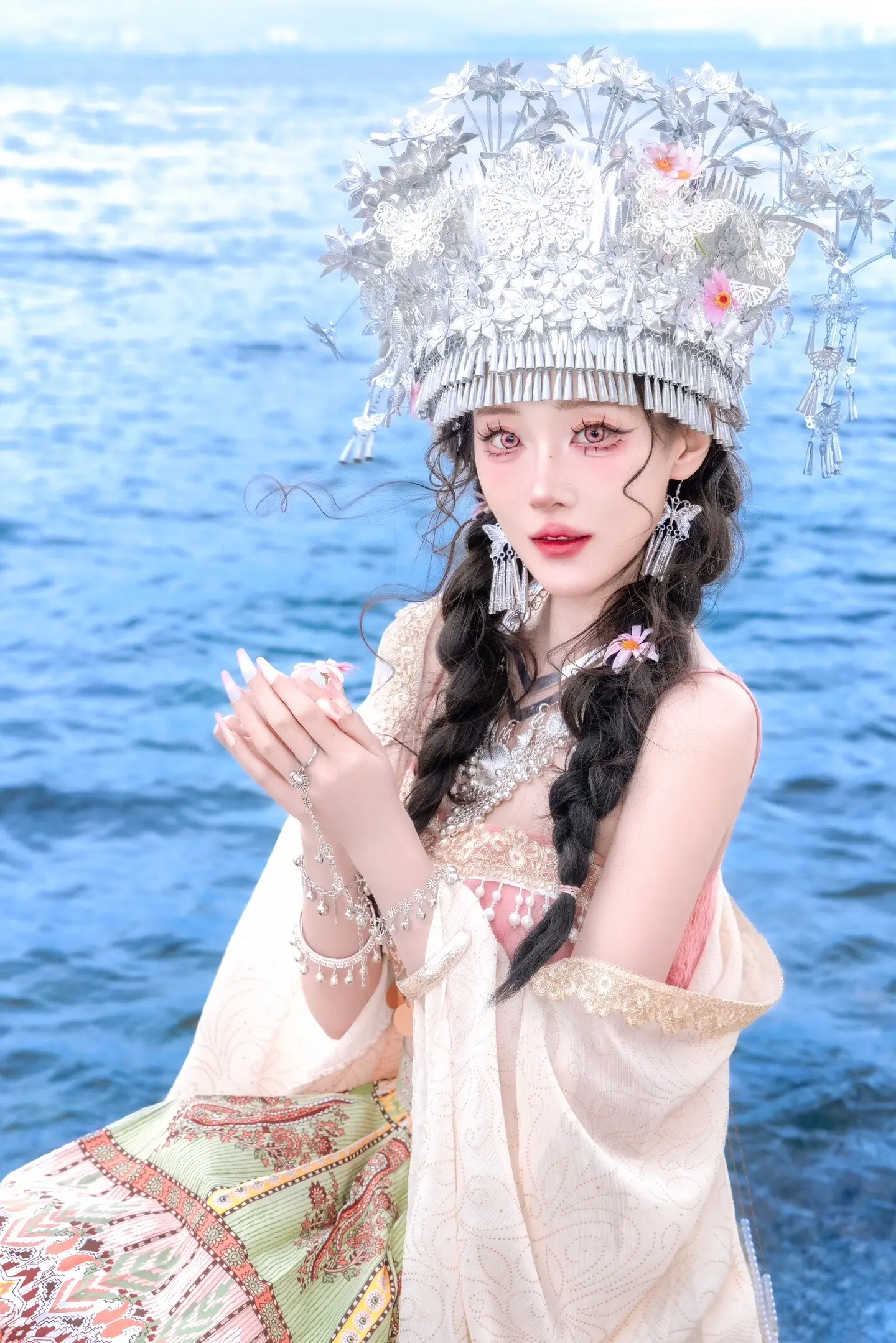 今天是不会下蛊的苗疆公主~