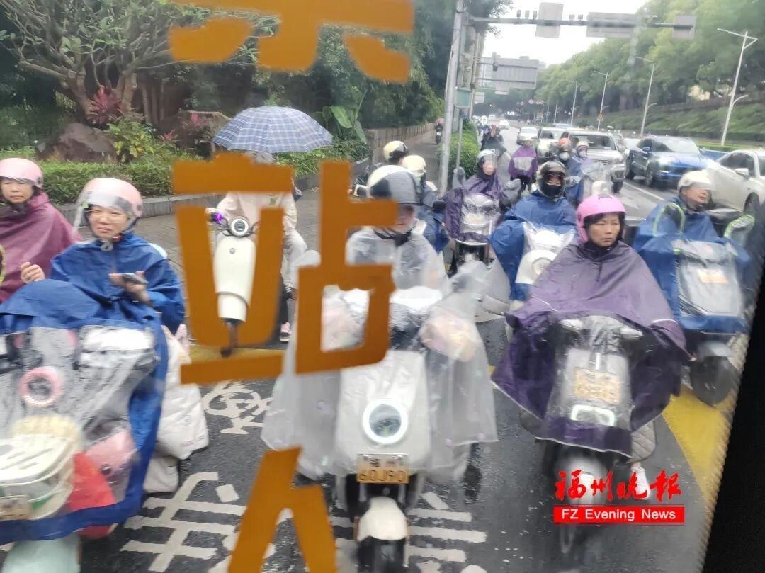 福建迎今年以来影响范围最广暴雨福州今天将持续降雨据福州气象预报：受华南准静止锋影