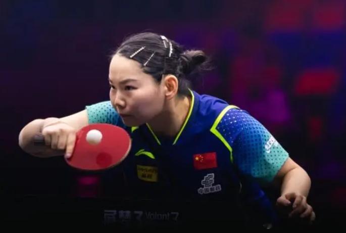 #何卓佳说再战张本美和做好自己# 时隔5年终复仇，何卓佳3-0郑怡静 晋级女单8