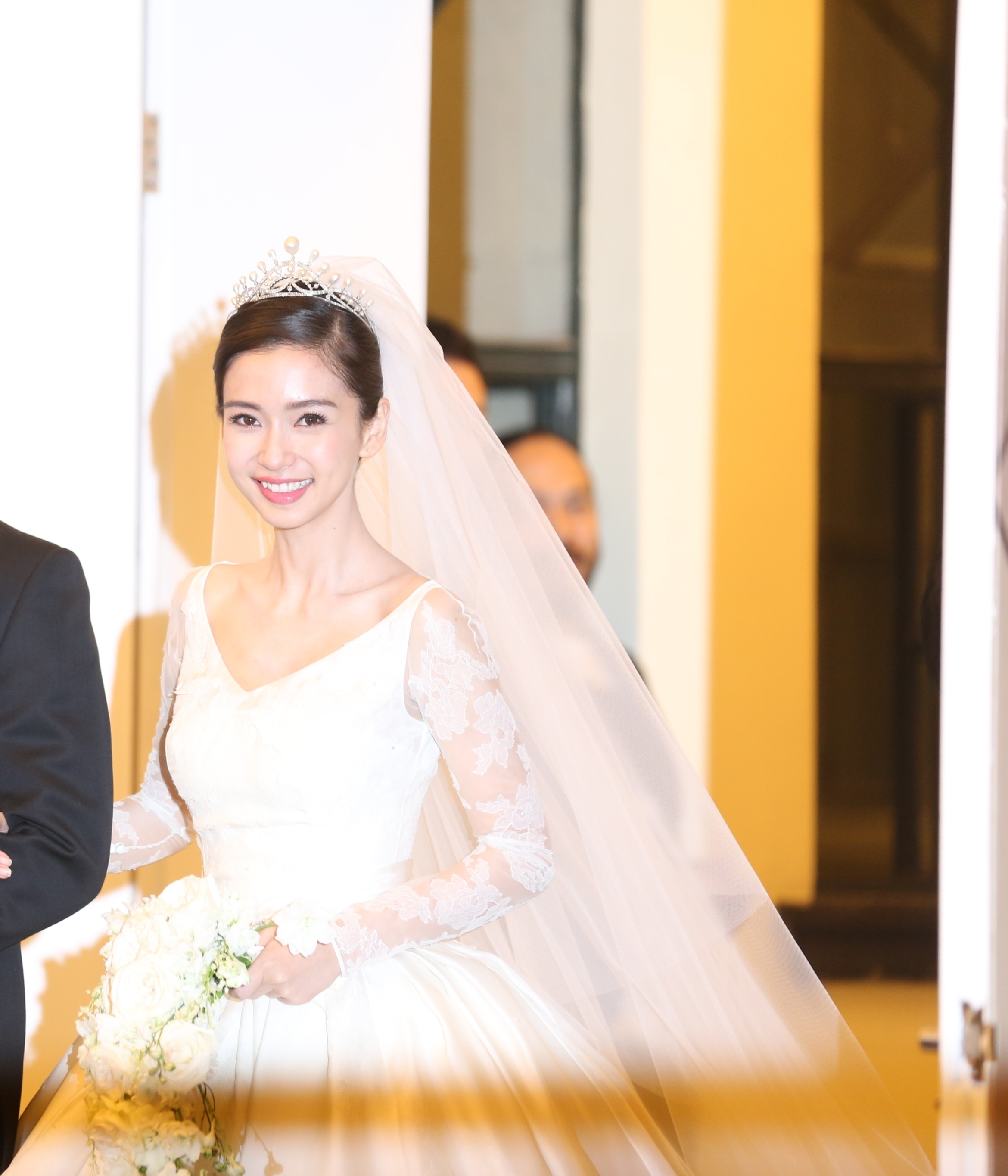angelababy   在复制粘贴的时代，你是手写的诗