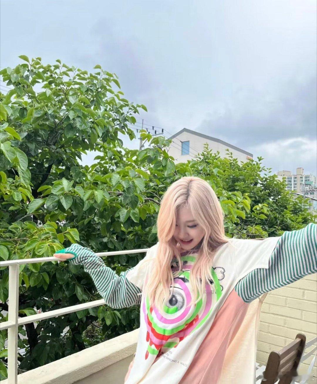 宁艺卓评论吉赛尔恋情传闻帖又怎么了?到底是谁在说美女的事啊？宁宁没惹任何人好吧，