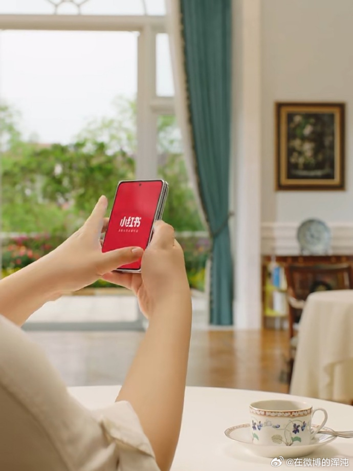 行业首款横向阔折叠曝光华为puraxmax曝光   这个好，讲道理真要说体验，还