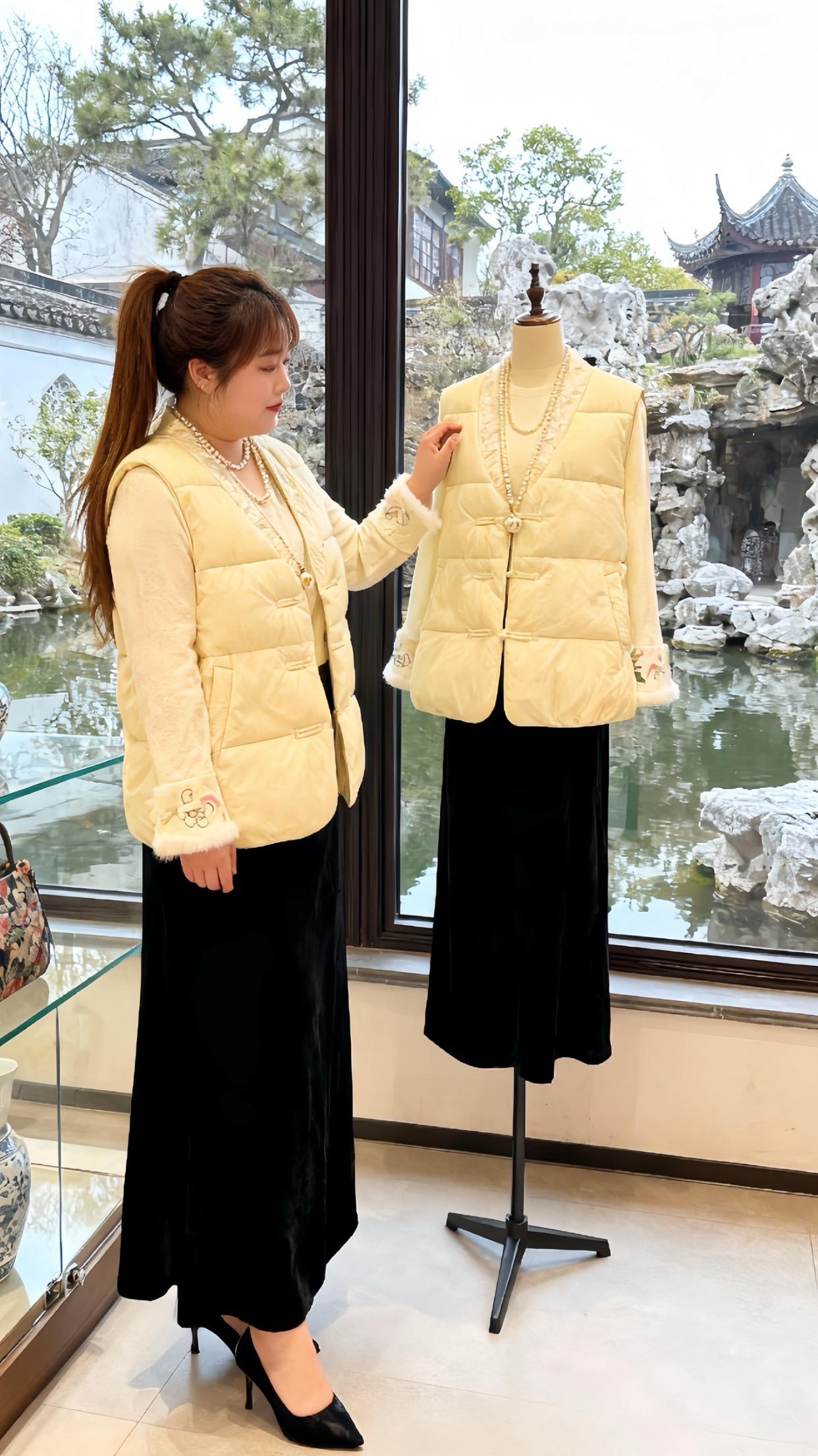 大码女装 瘦身减龄女装搭配