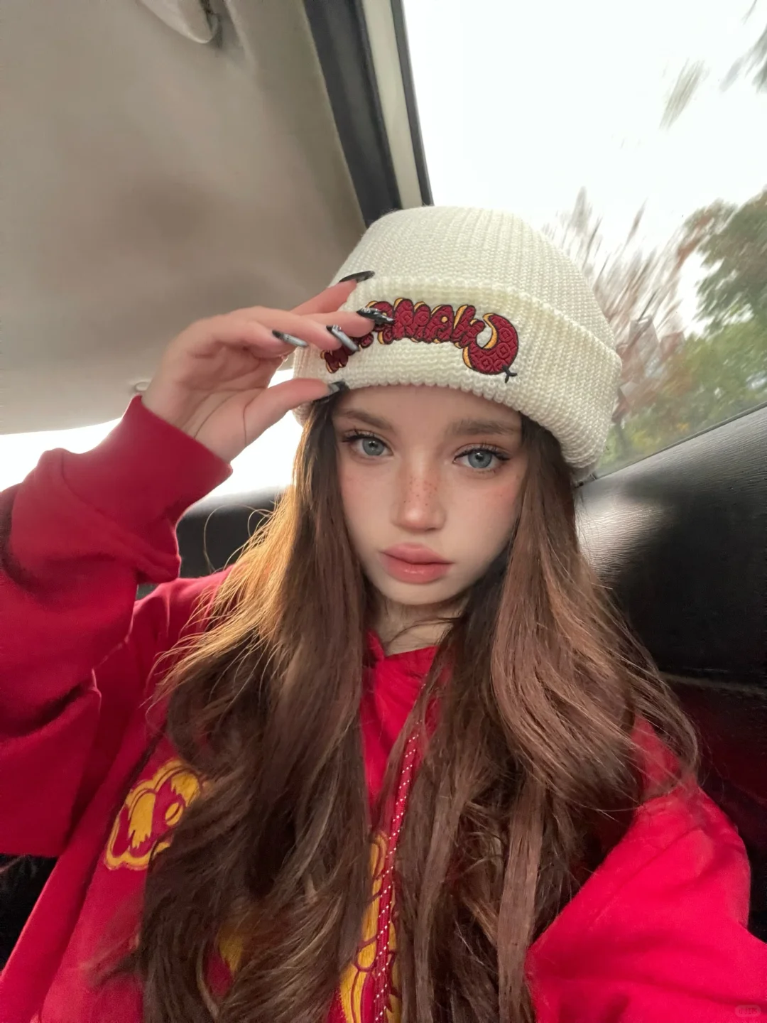 受不了了！红色也太旺我了