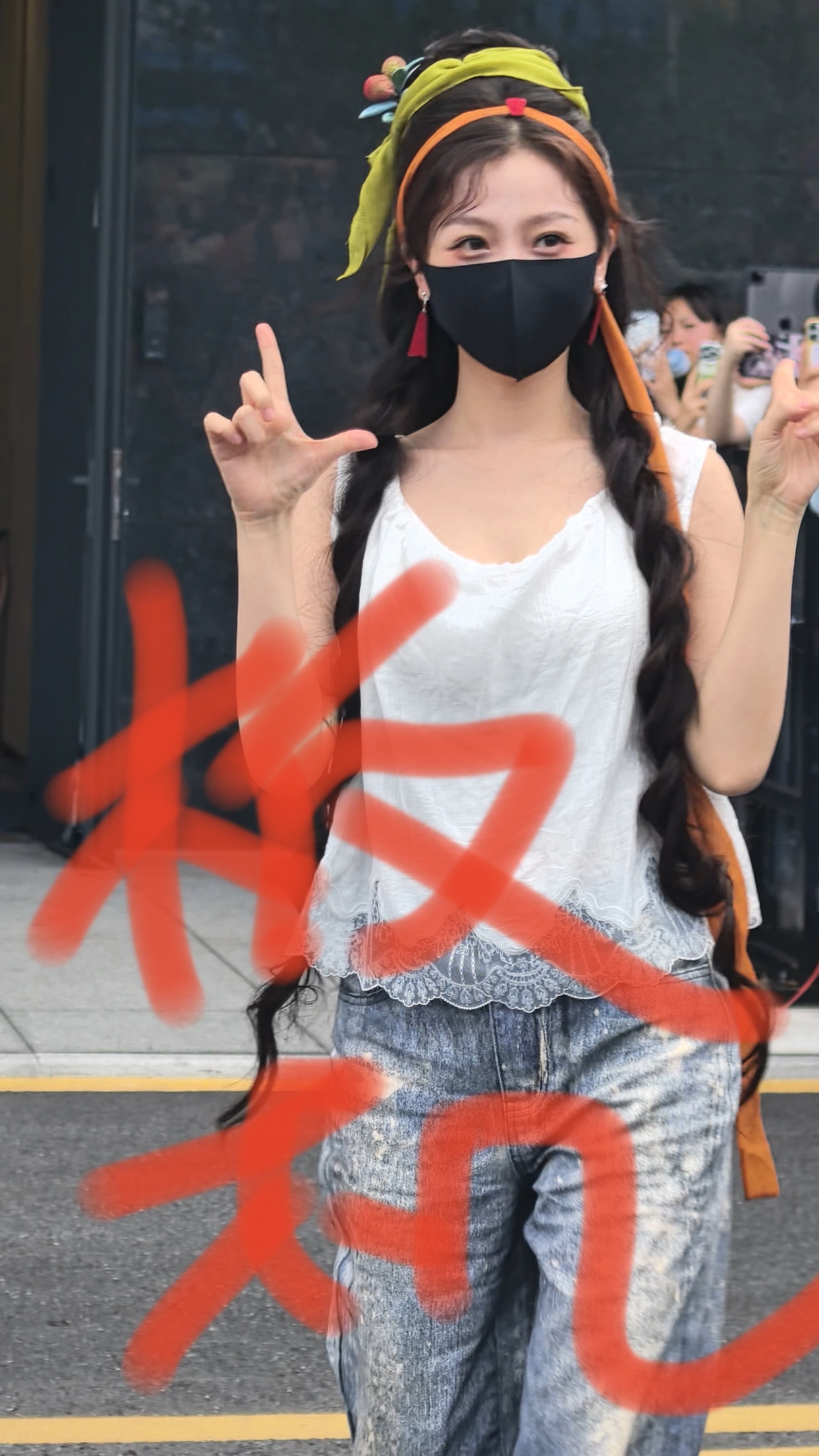今天见到了超级漂亮的新妆造（＞ｙ＜）虞书欣何盼虞书欣