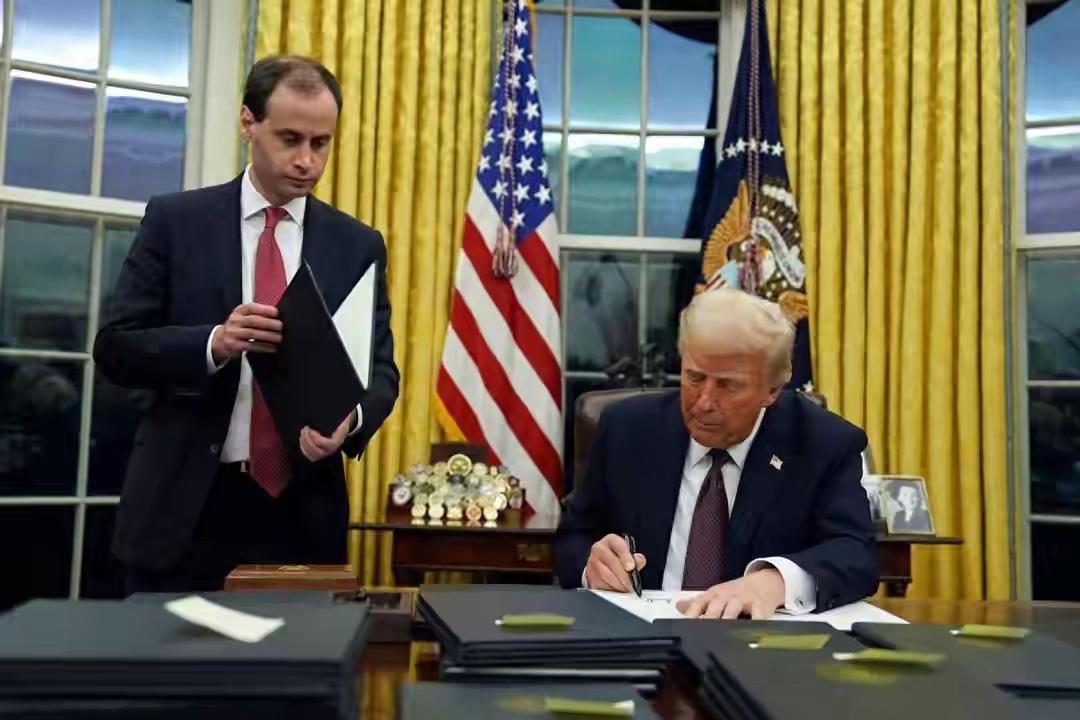 美国是天天把义务当规矩，真把联合国当成自己家的盖章机，想让联合国干嘛就干嘛。美国