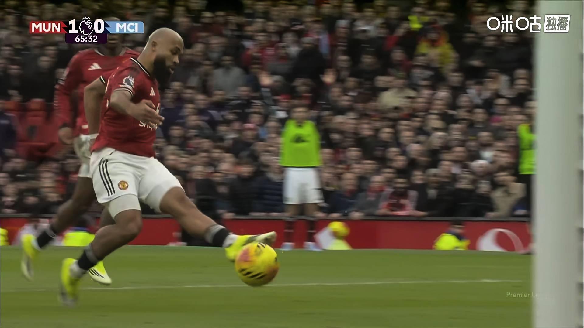 哇！！！这个6000多万的转会！值了！！卡里克可以转正了！！！曼联vs曼城