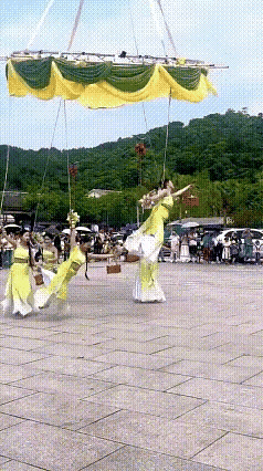 现在景区为了挣钱
啥招都用上了[泪奔]