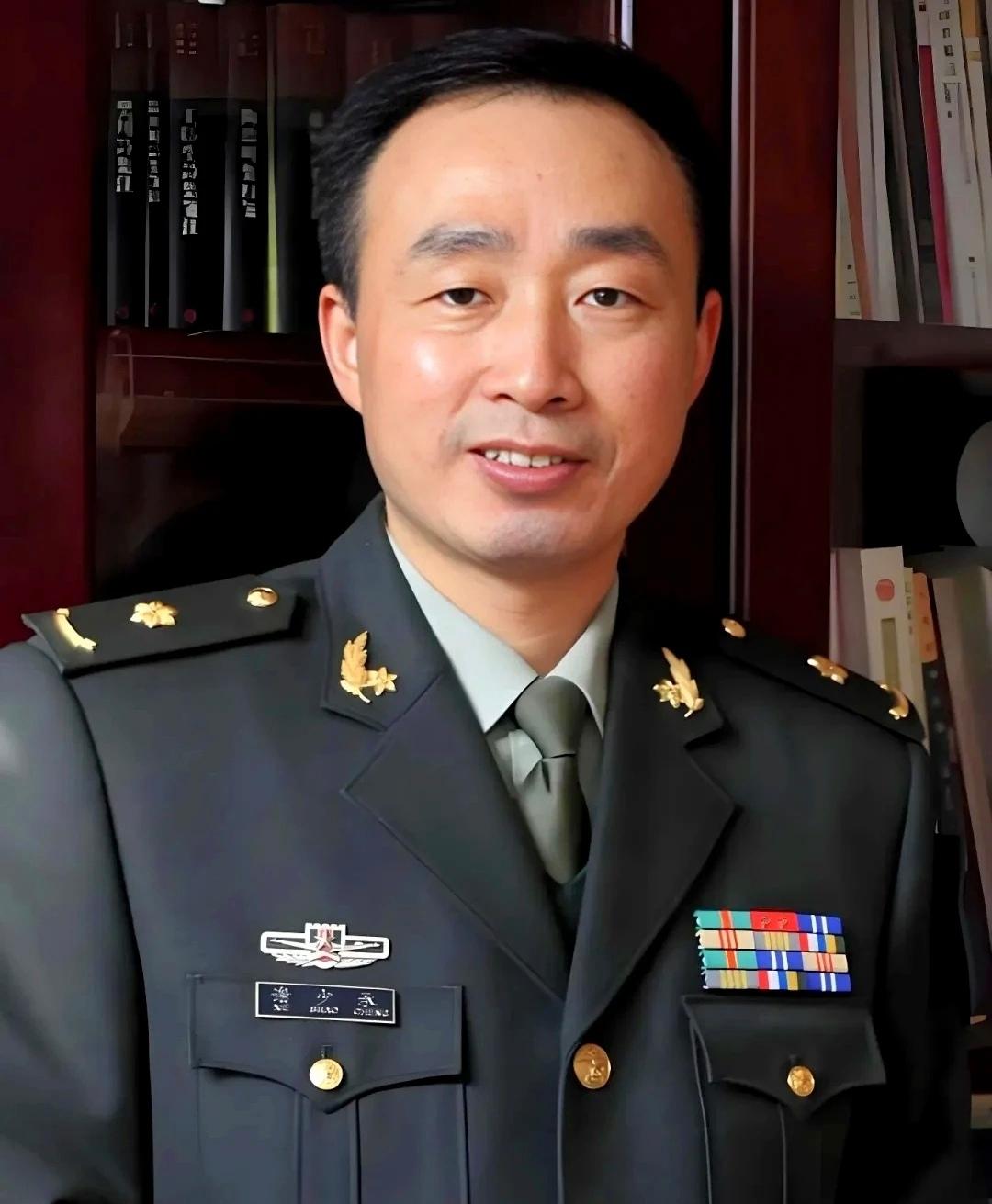 谢少承当选江苏省书法家协会主席！在刚刚结束的江苏省书法家协会第六次会员代表大会上