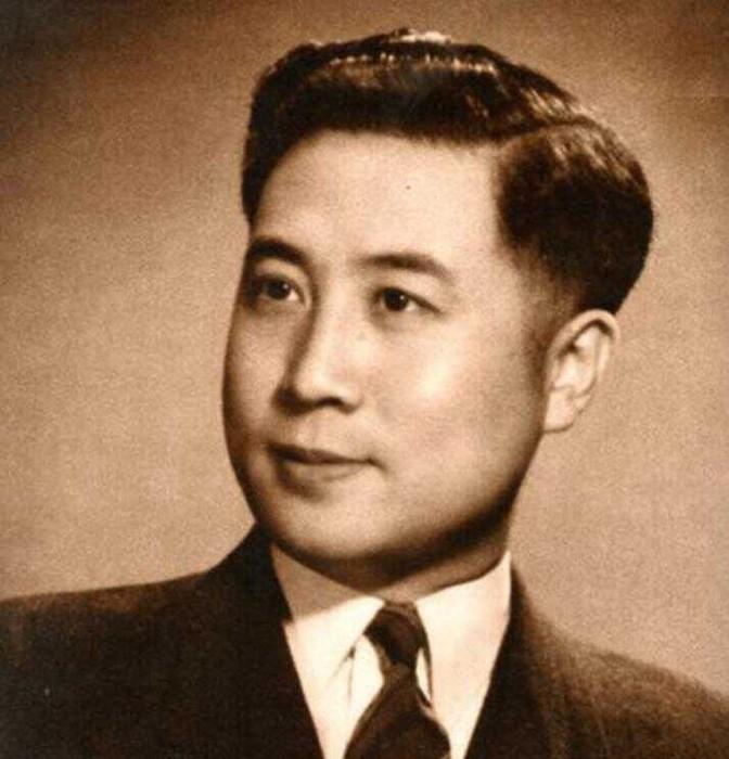 1946年，有人怀疑李时雨是地下党，戴笠知道后，哈哈大笑：“扯淡！谁都可能是，就