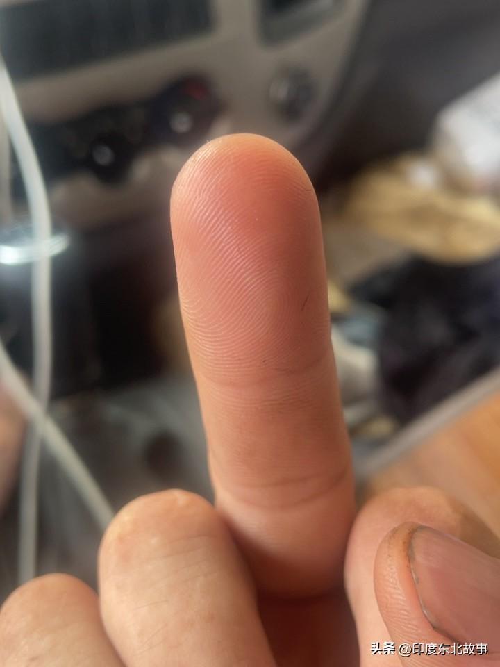 我堂弟从揭阳回到江门蓬江区，拉一车货，运费 950 元，450 公里左右，过路费