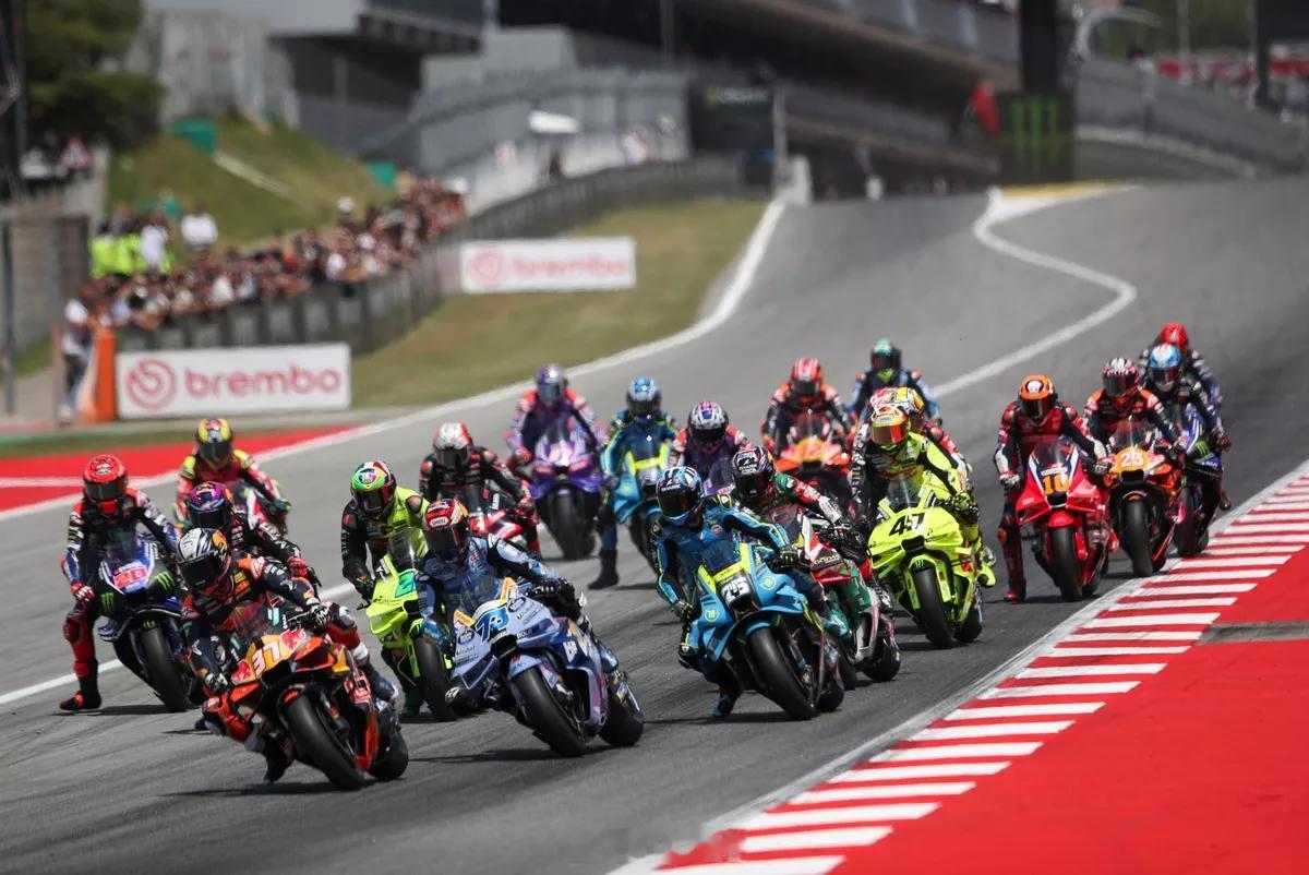 ⚠️MotoGP将从德国站起扩大发车格各排间距据Motorsport.com了解