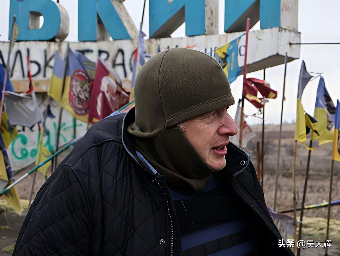 俄乌冲突的罪魁祸首——英国前首相约翰逊，如果没有他，乌克兰和俄罗斯早就停火了，英