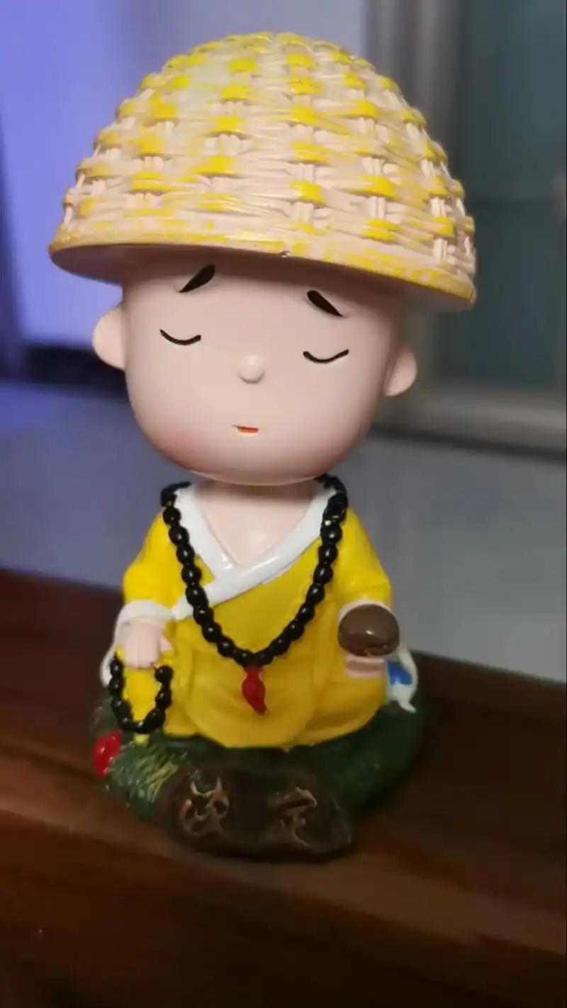 天涯论坛里狠辣却富有洞察力的金句:
1.你居然讨厌一份养活你的工作，却爱着一个从