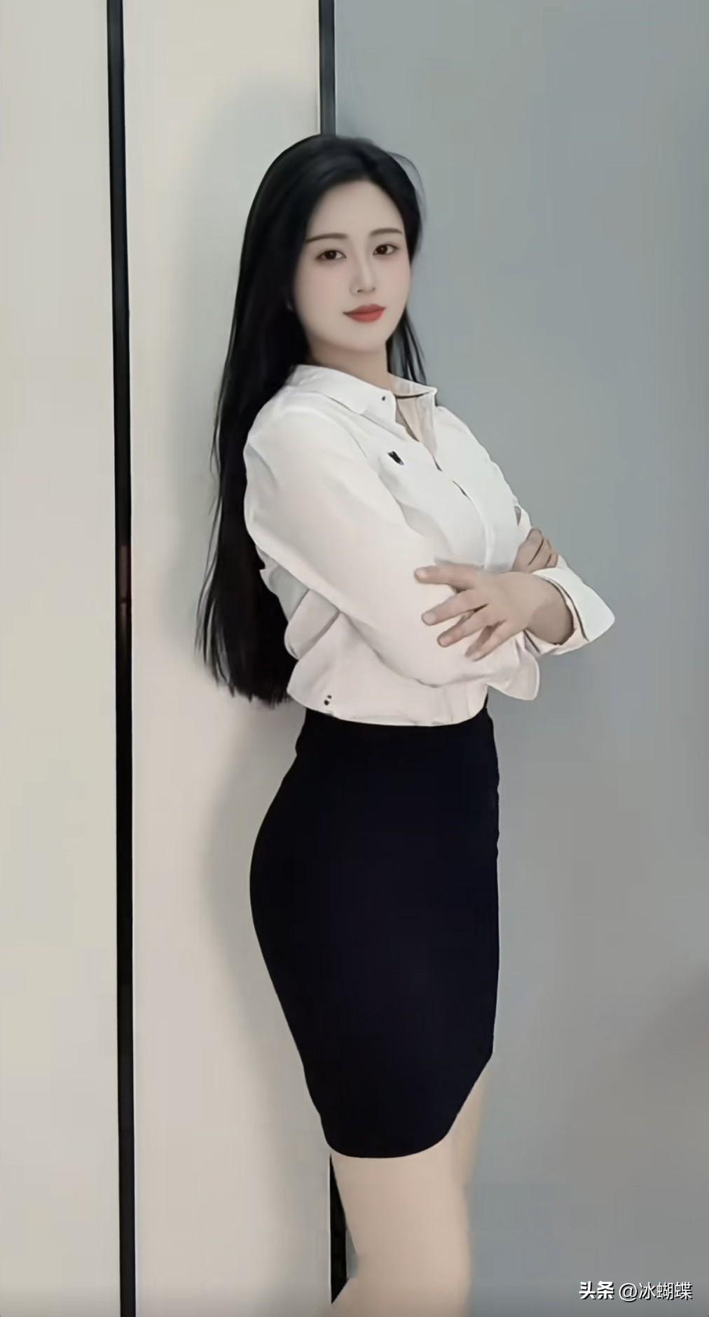 长发齐腰，好美呀