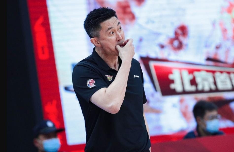 #CBA联赛##广东男篮##北京男篮##赵睿##胡明轩#
王骁辉被驱逐！广东4分