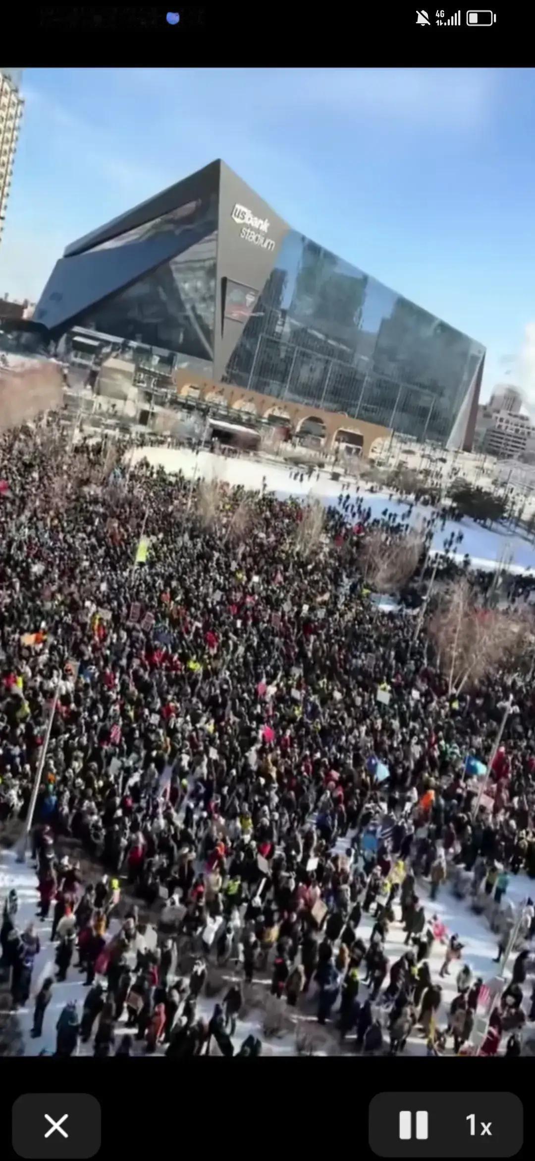 既然美国存在斩杀线，那么那么多人抢着去美国，不惜偷渡也要去，这是为什么？不是说人