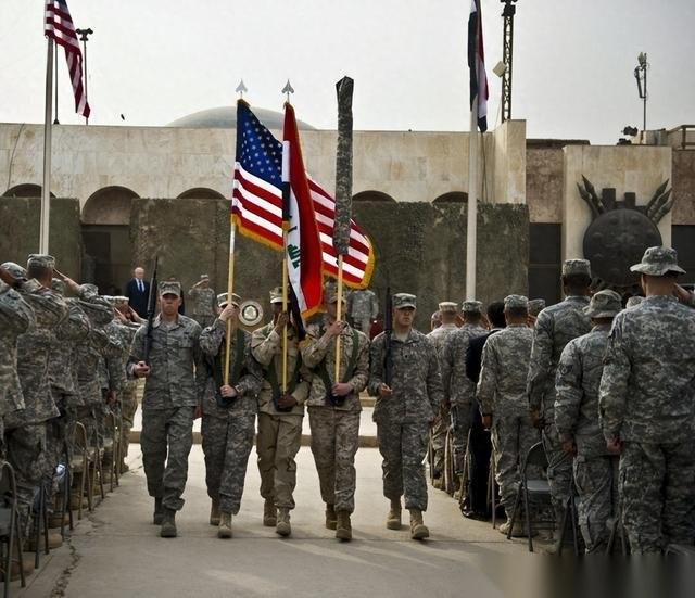 白宫7日公布的数据显示，在连番轰炸下，伊朗弹道导弹的发射量已经暴跌了90%。就连