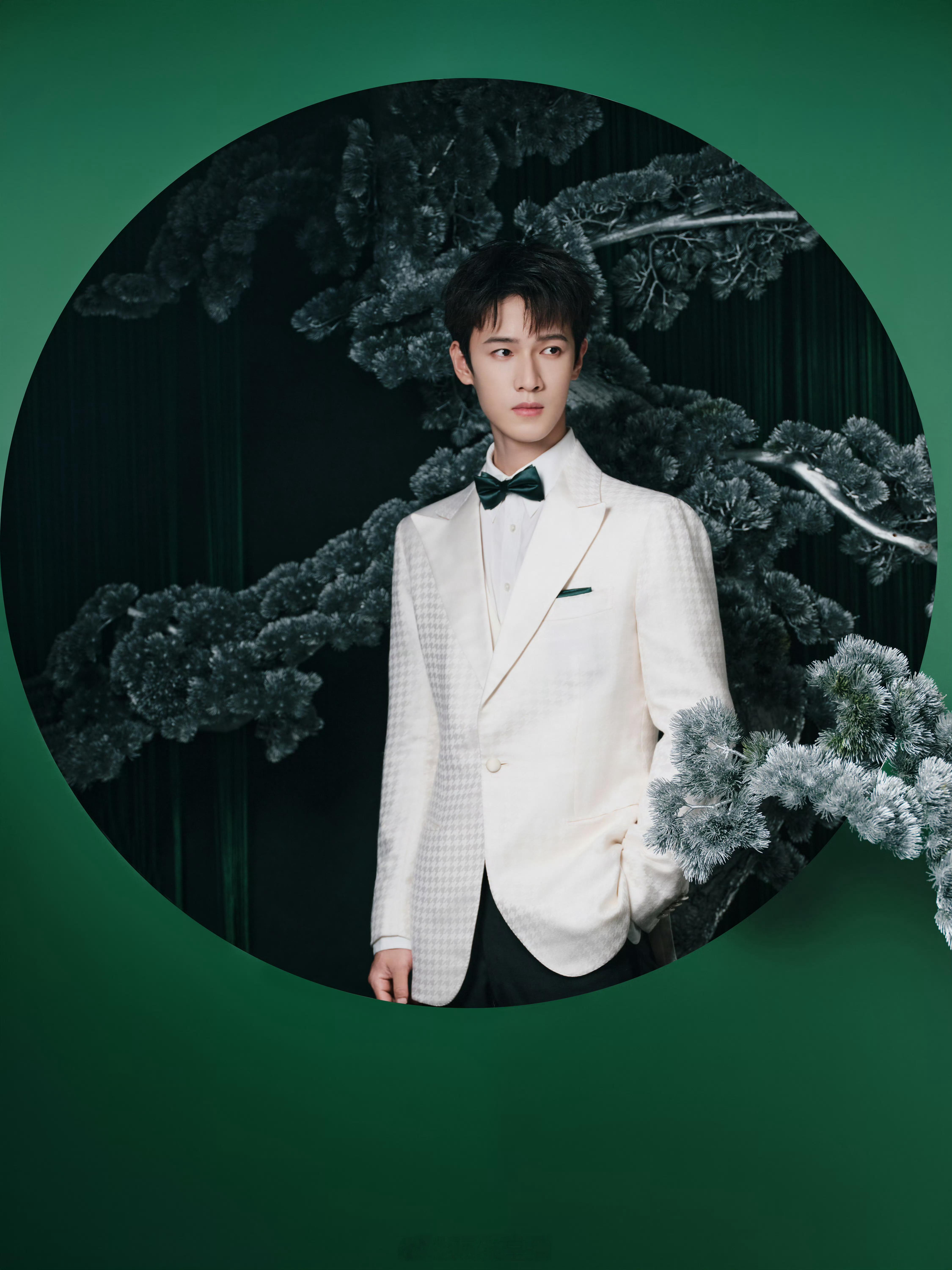 在播剧男演员颜值这块儿，是真在线啊。 ​​​