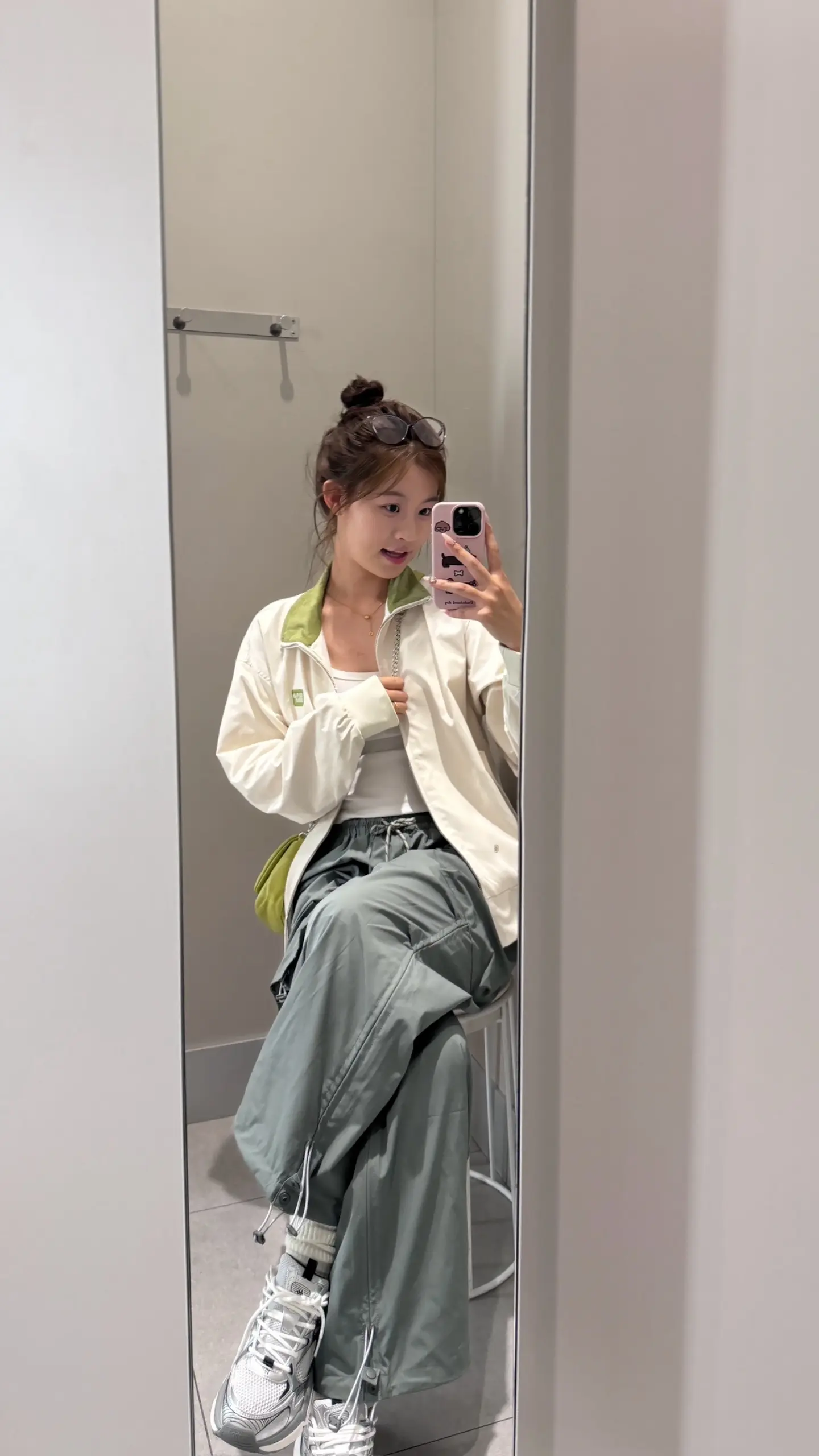 希望你一如既往的勇敢 站在迎着光的地方活成自己想要的样子