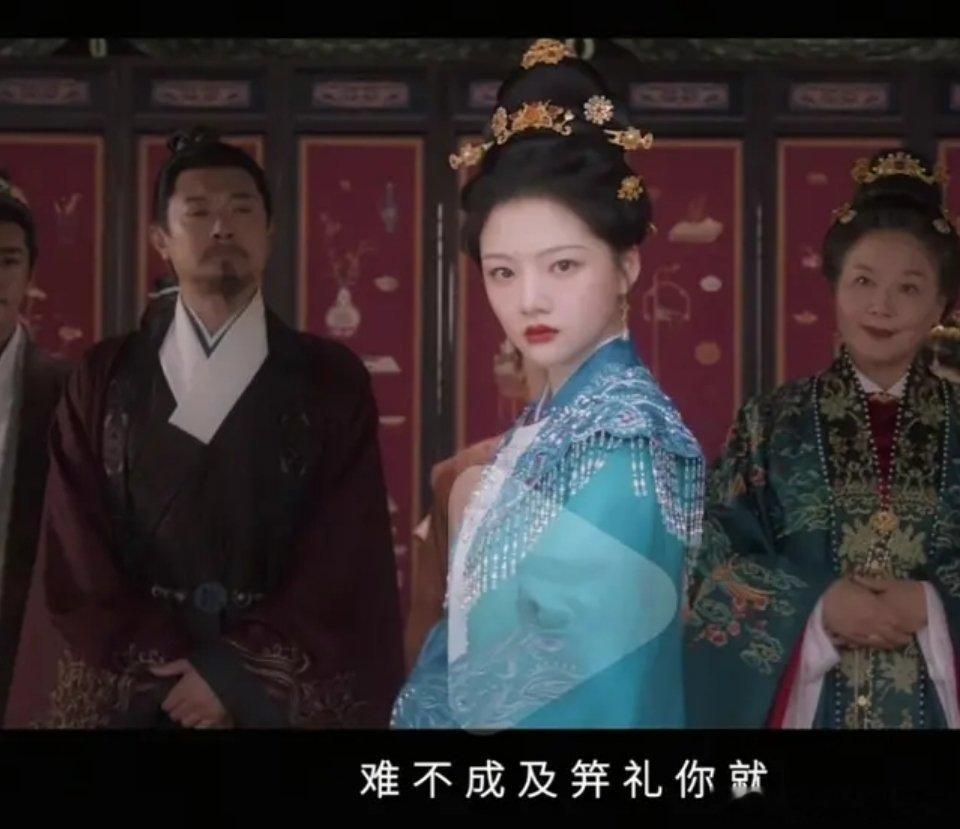 任敏这眼神很到位了 