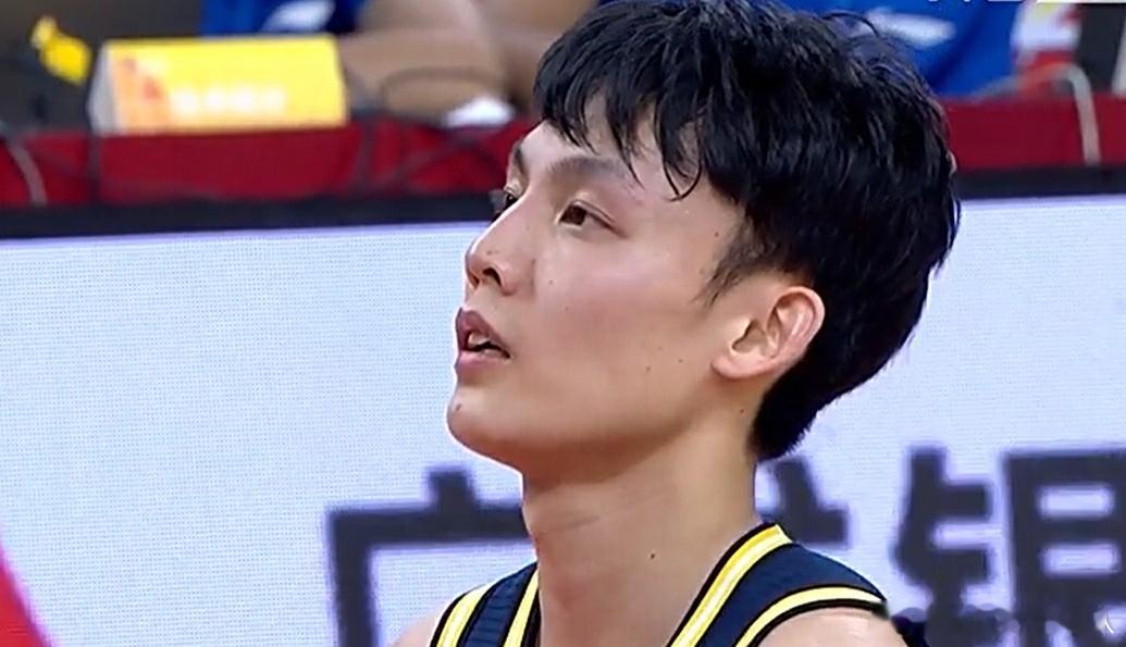 福建男篮逆转广东男篮徐杰三分球11投1中 -19到+12！福建男篮95-83大逆