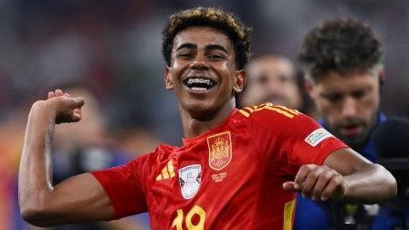 西班牙这届世界杯冠军拿得确实让人没话说，含金量直接拉满。🇪🇸淘汰赛一路连克葡