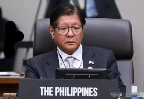 菲律宾法院昨天宣布：
2026年1月26日，国际刑事法院正式裁定，80岁的菲律宾