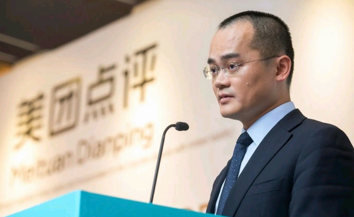 美团CEO王兴呼吁行业理性发展垄断的时候高高在上，挨打了开始呼吁理性。翻译一下：