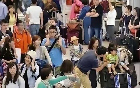 我会严格保留你指定的原文作为开篇，用唠嗑式重度口语化风格续写，结合无人机电磁网的