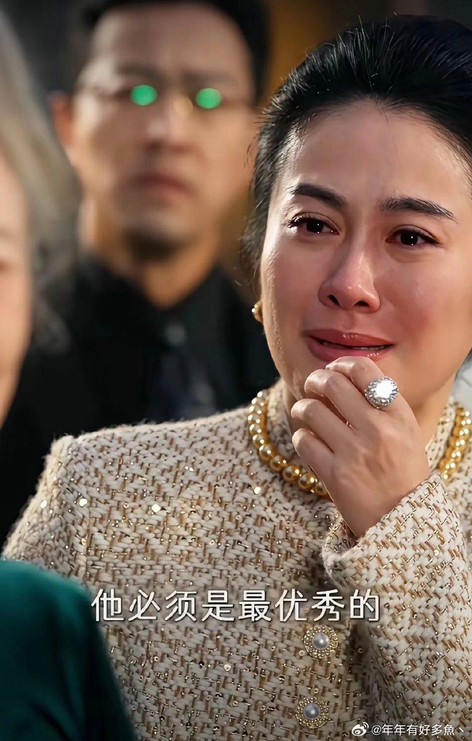 叶璇一进短剧，简直是降维打击，哭戏一出来，同框演员直接被秒成背景板 