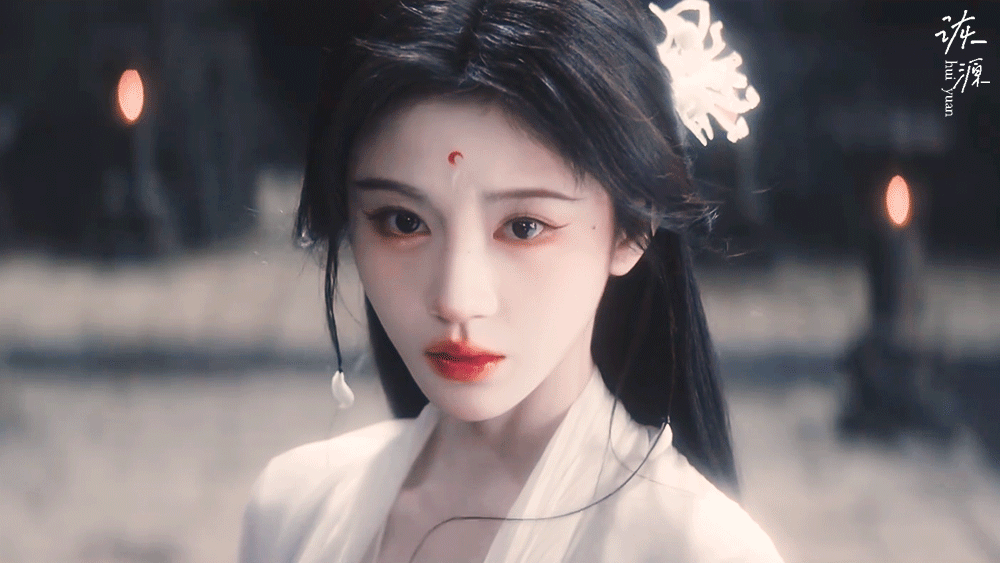 鞠婧祎 《月鳞绮纪》露芜衣 / 动图就让我过过手瘾嘛～～～☽ 《草右》MV 