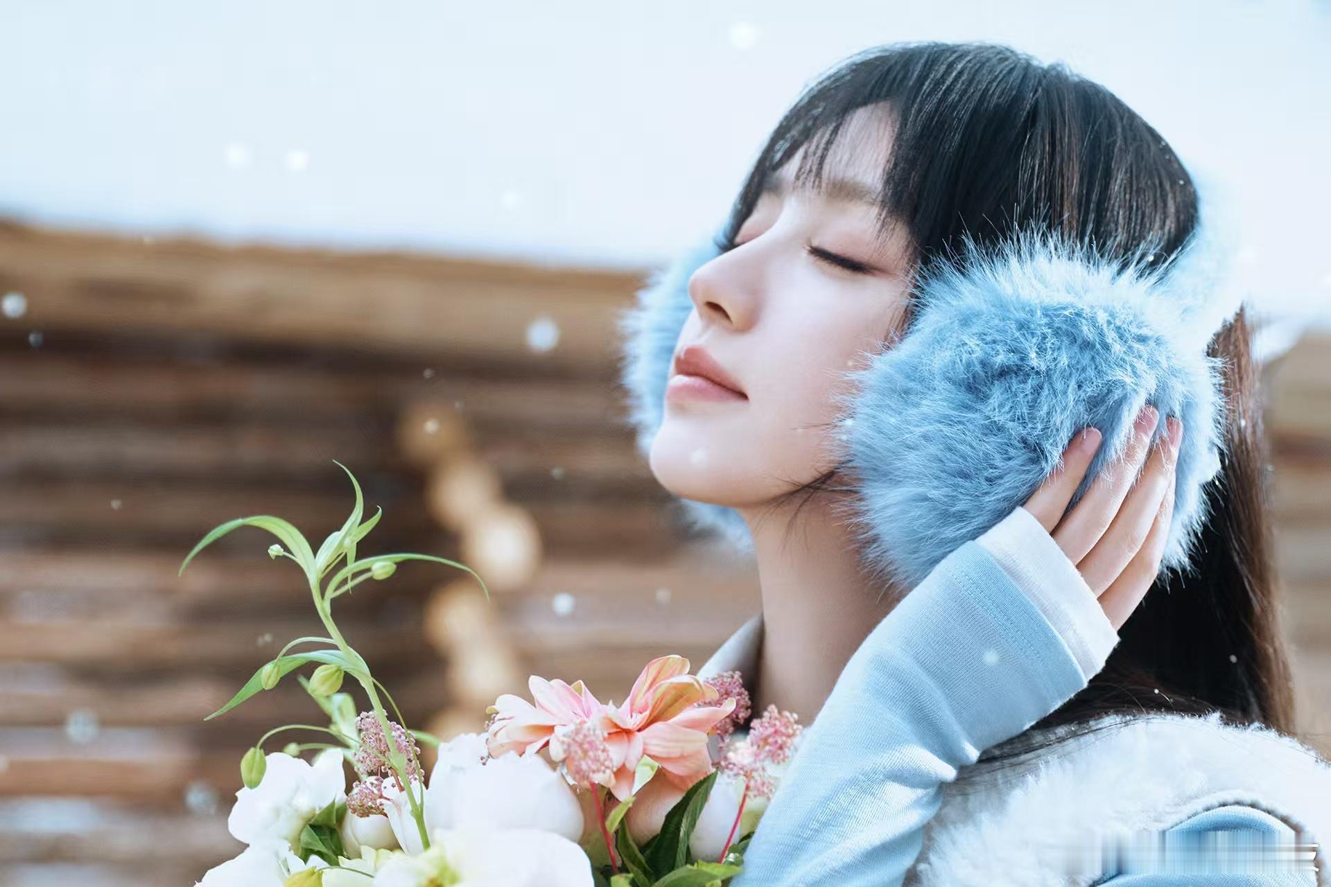 来来来~vivo S50 系列发布会明日开启，此刻已美成一片！这里不止是舞台，更