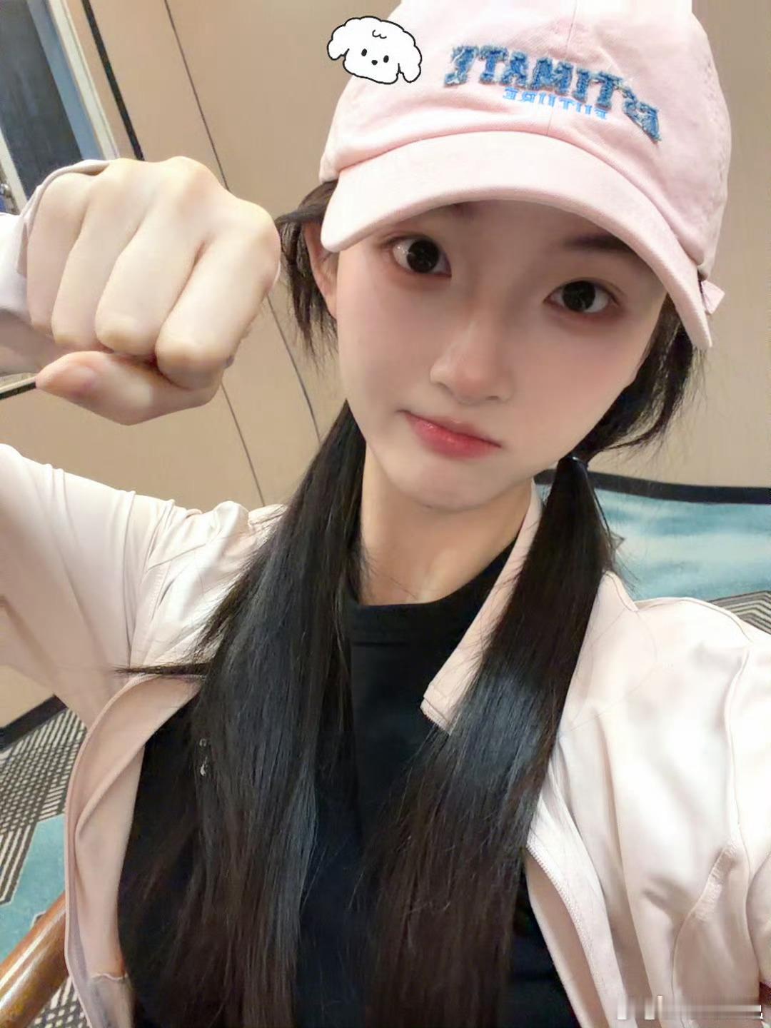 甘瑞琦[超话] grq甘瑞琦故卿归 grq甘瑞琦浅浅 阵阵风化作思念 吹向远方赠