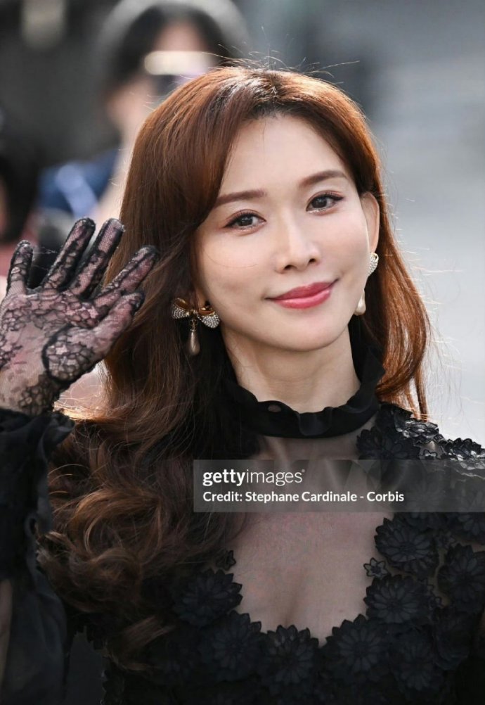 51岁林志玲状态岁月从不败美人，志玲姐姐的气质真是一绝！ ​​​