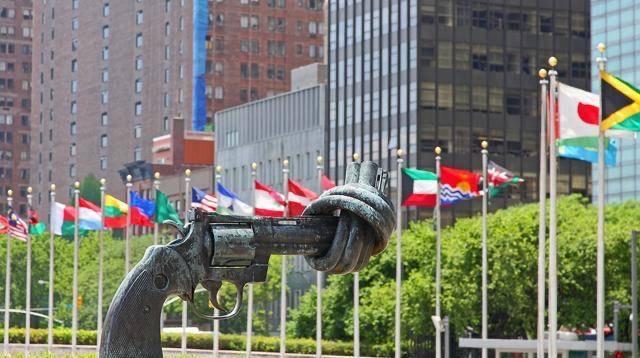 被美驾驭的联合国还有多大用处?
尽管美国在联合国存在诸多不当行为，如拖欠会费、推