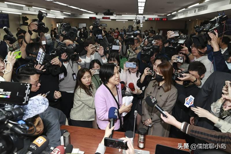 陆配立委李贞秀上演“联合质询 三人同台”闹剧 绿委：以合法掩盖非法

2026年