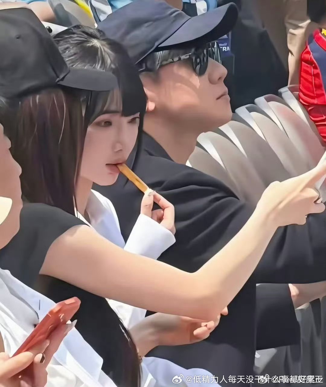 七七网上找的有这个身材颜值不错了林俊杰一把年纪也要结婚生子了，官宣了当然秀 