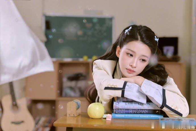 孙怡跑过来这段不只是舞台发光，奔向主持台的几步直接封神，元气满满，妥妥最动人的青