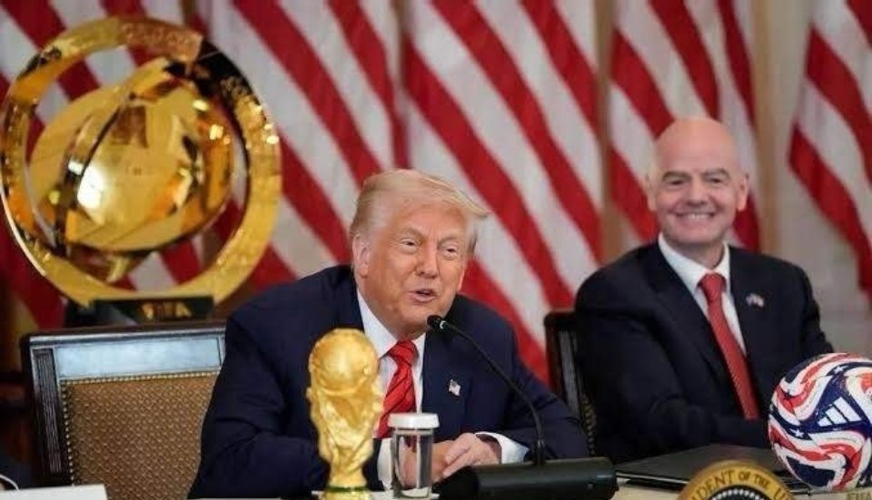国际足联主席因凡蒂诺今天对特朗普说：“你其实并不需要别人对你歌功颂德，但如果没有
