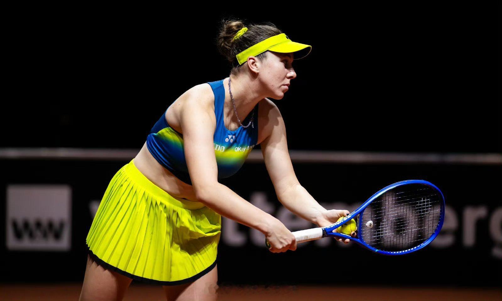 张帅止步斯图加特首轮WTA500斯图加特抢车赛首轮，张帅7-5 1-6 4-6被