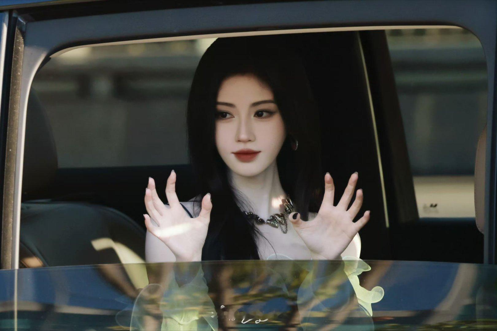 ！女王大人 