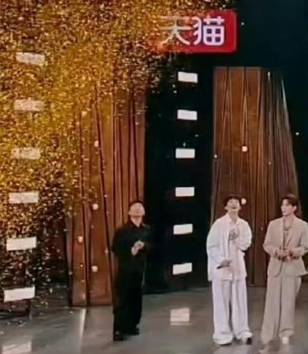 你好星期六 田栩宁被一剪没喽[点赞][点赞] ​​​