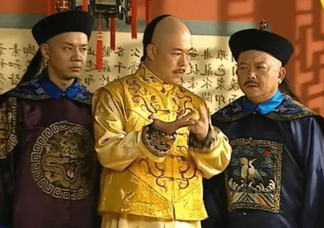 和珅到底多有钱？宫里的东西都没有他家里的好。

据说，宫中某处曾放有一个碧玉盘，