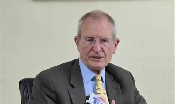 美国退役上将布莱尔曾说：如果中国认为可以在几天时间内占领台湾地区，并将既成事实摆