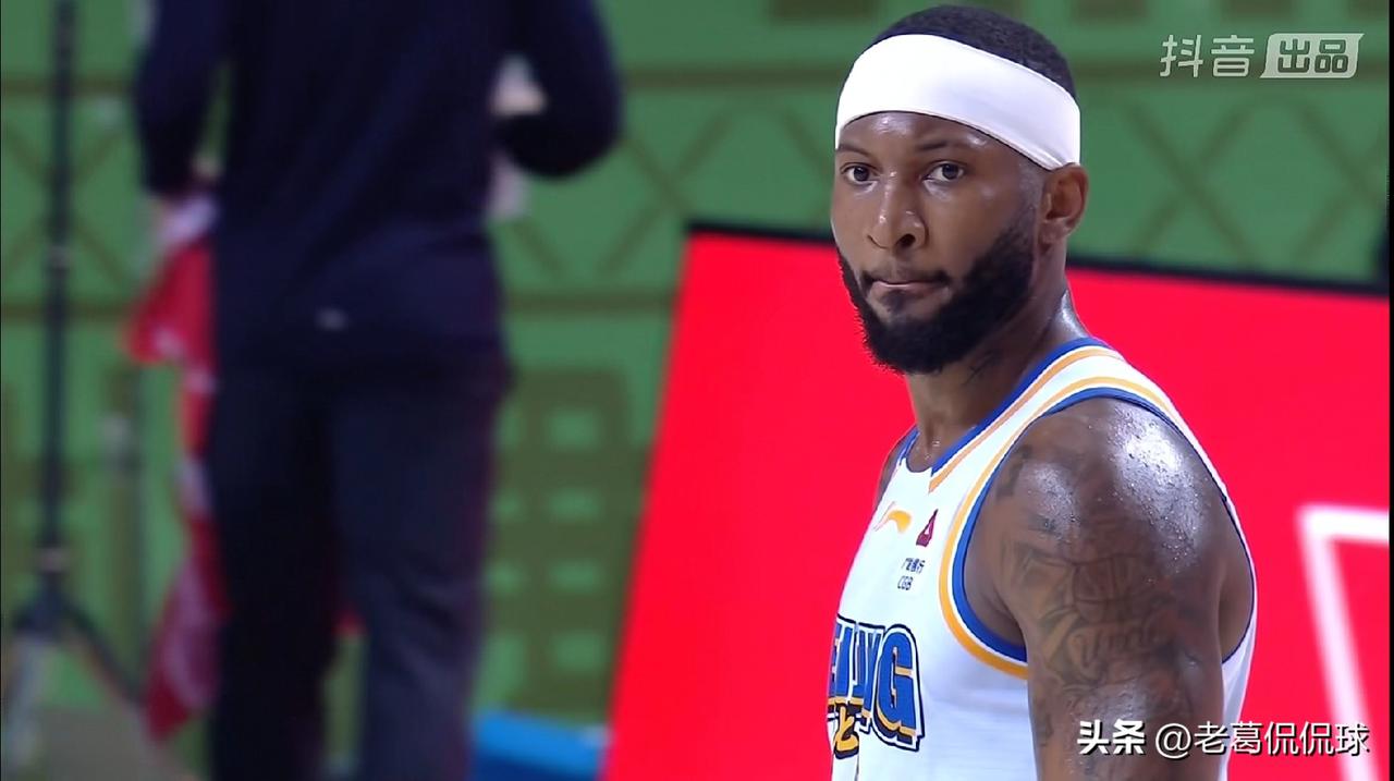 北京北汽外援杰曼的三分球真是无药可救了！虽然今天北京北汽在客场以90：88险胜南