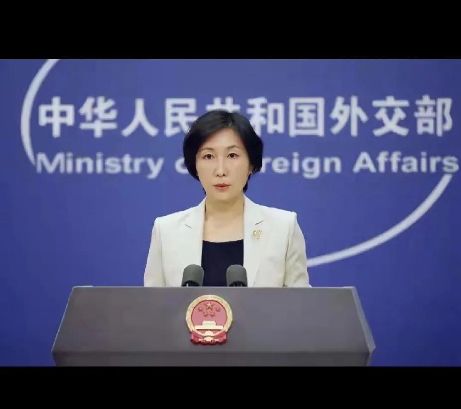 日本真是自讨苦吃！高市早苗嘴硬不撤回涉台谬论，中方48小时连甩两份公告，直接戳中