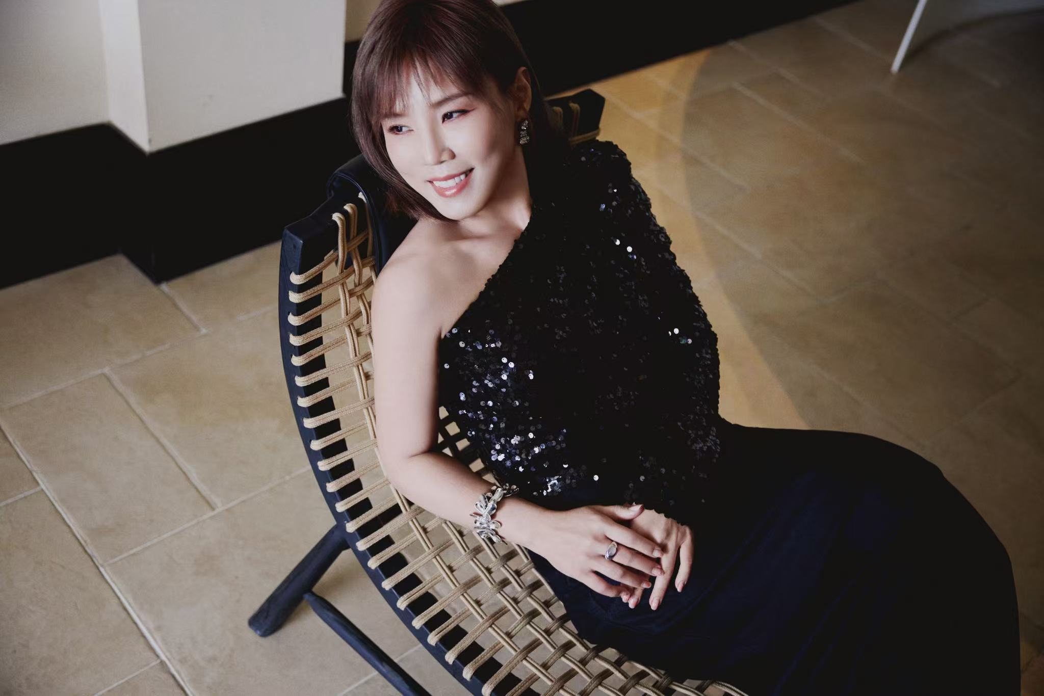 #李佳薇歌坛秒表# 李佳薇不愧是大家都会非常喜欢的实力派歌手啊，她的旋律也总能够